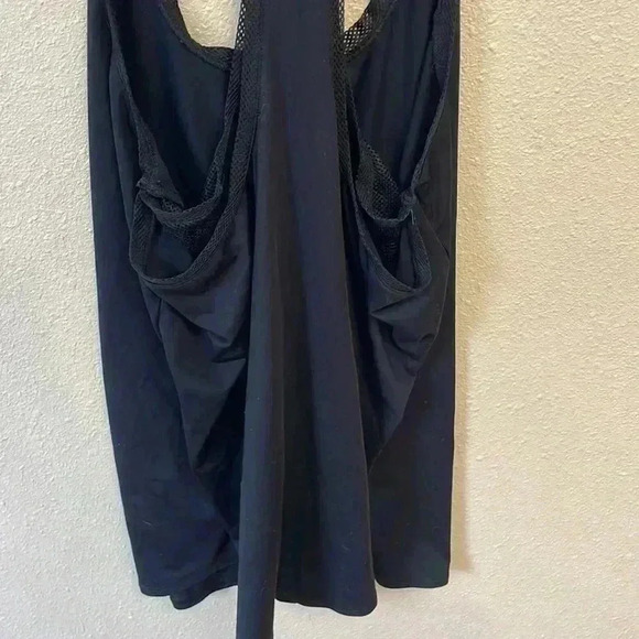 FABLETICS Women’s Athletic Tank Top - Picture 7 of 9